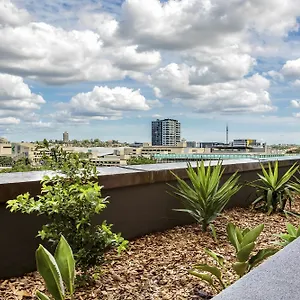 https://evolution-apartments.queenslandhotels.net